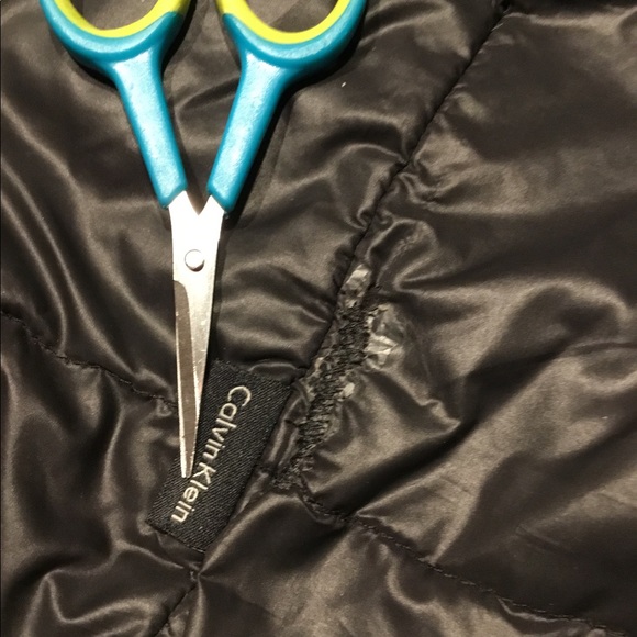 Calvin Klein Packable Premium Down Puffer Coat - Picture 7 of 9